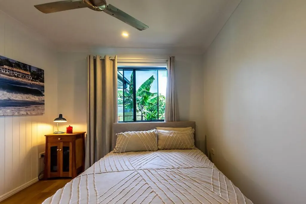 Agnes Retreat - 4 Bedroom - Boat Parking - Walk To Beach Agnes Water 0*,  Australia