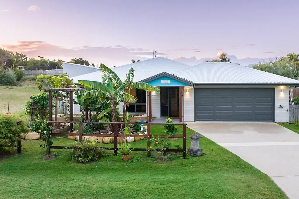 Agnes Retreat - 4 Bedroom - Boat Parking - Walk To Beach Agnes Water