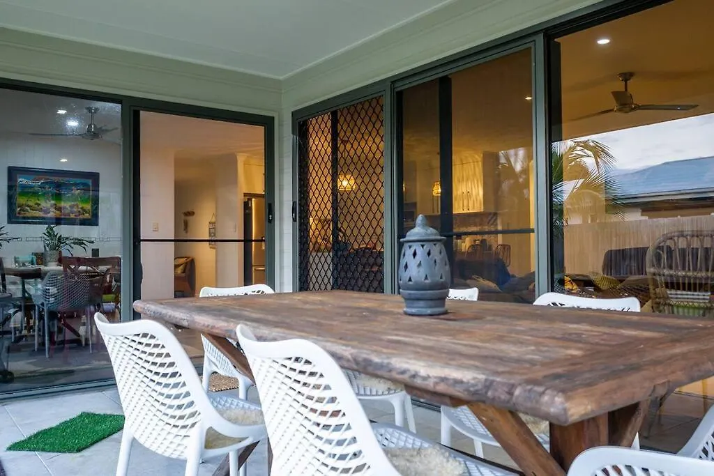 Agnes Retreat - 4 Bedroom - Boat Parking - Walk To Beach Agnes Water Holiday home