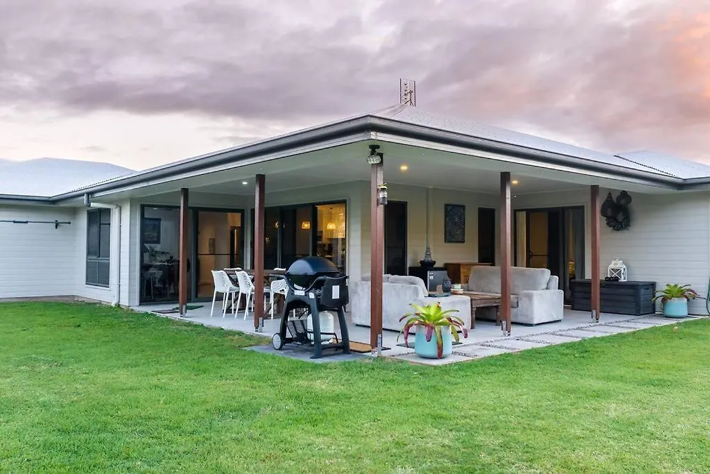 Agnes Retreat - 4 Bedroom - Boat Parking - Walk To Beach Agnes Water 0*,  Australia